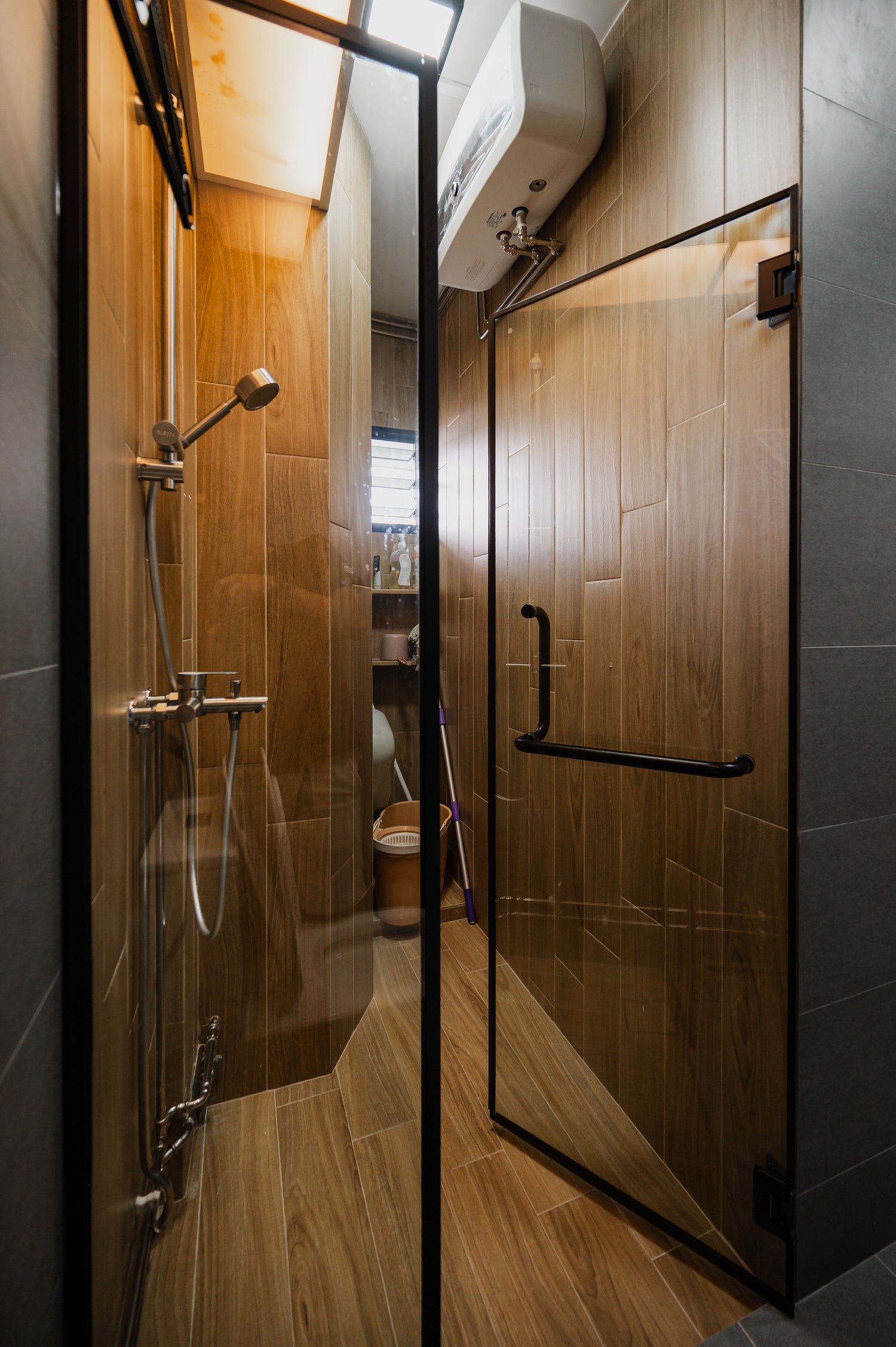 Shower Screen